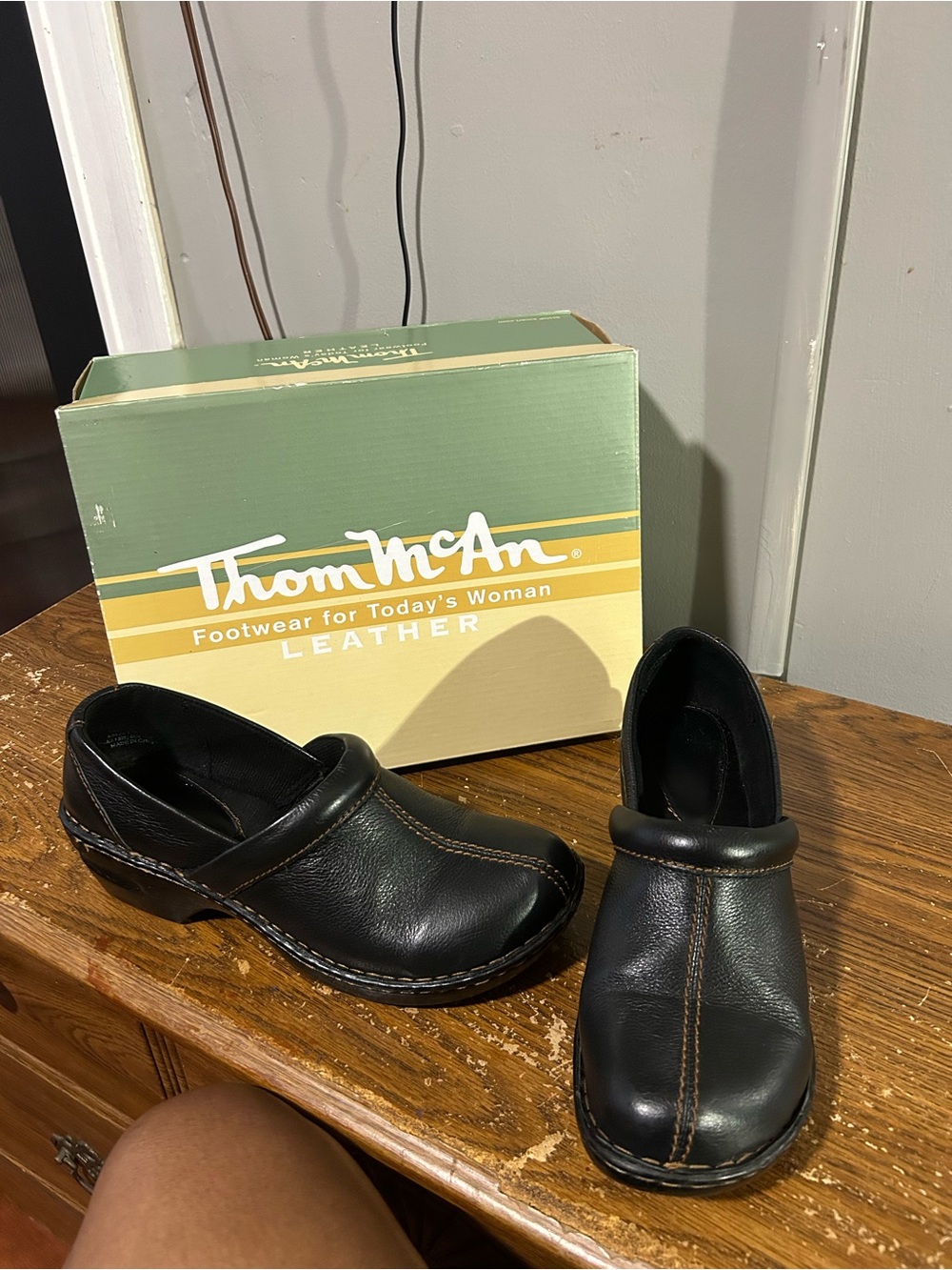 Thom McAn Black Leather Slip-On Clogs with Contrast Stitching
